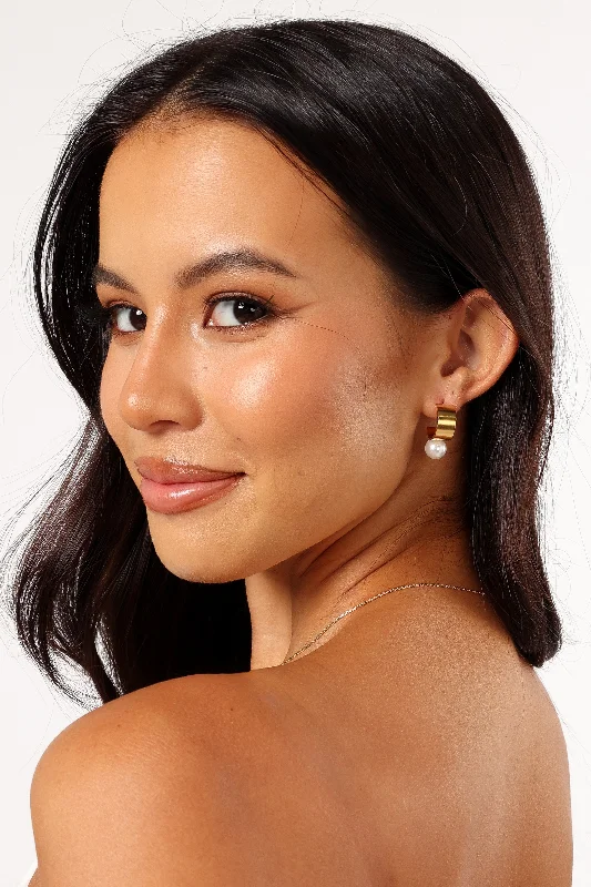 Callie Pearl Hoop Earrings - Gold