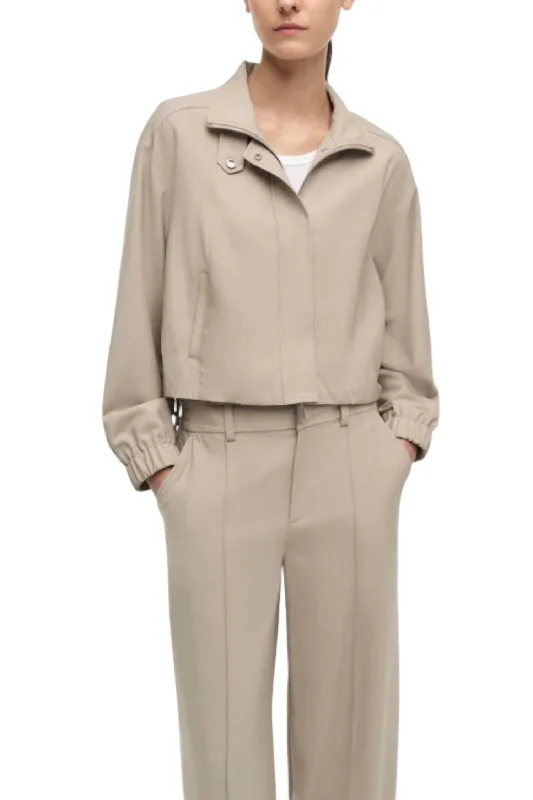 Geniveve Cropped Jacket In Sand